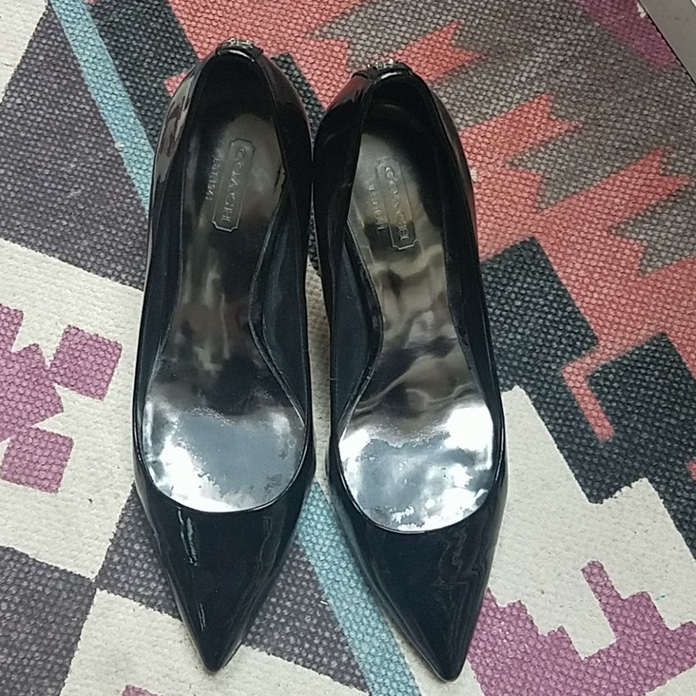 COACH Heels - Picture 1 of 6